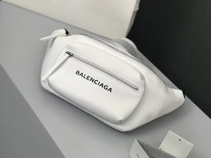 BALENCIAG巴黎世家 頂級原單質量 摔紋小牛皮 胸包 腰包 男女同款 4N1000  BL1319